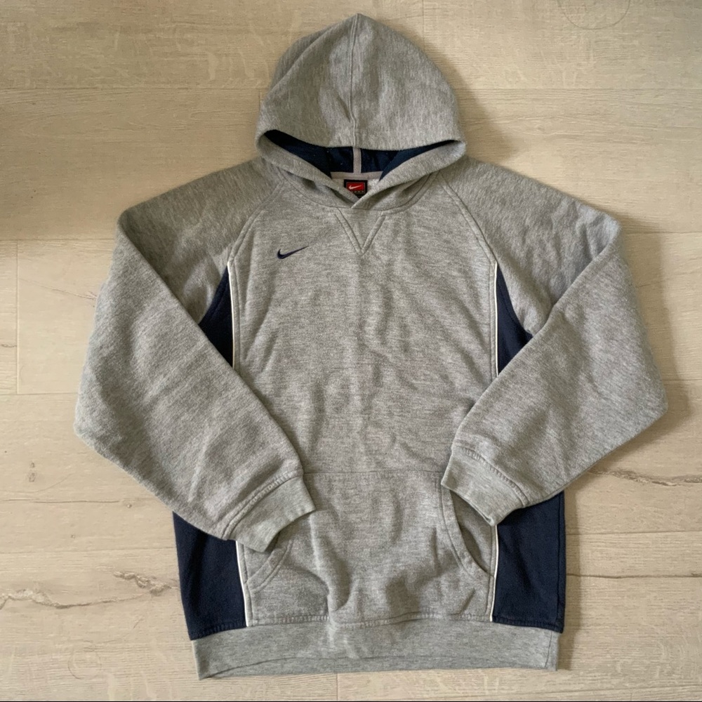 Vintage Y2K Nike Team Hoodie Sweater